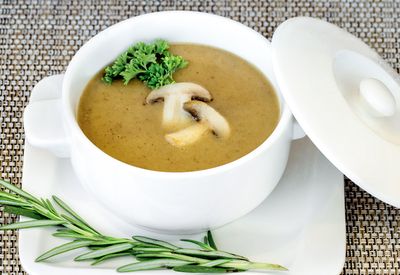Крем-суп из белых грибов с фокаччей